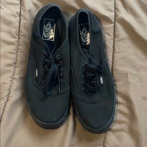 Black Low Cut Vans Women’s Size 8 or Men’s Size6.5
